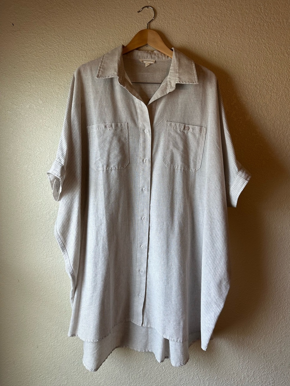 Size M/L Oversized Light Gray & White Striped Button-Down Shirt Tunic